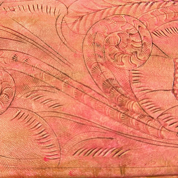 Leather tooled bag - Picture 3 of 8